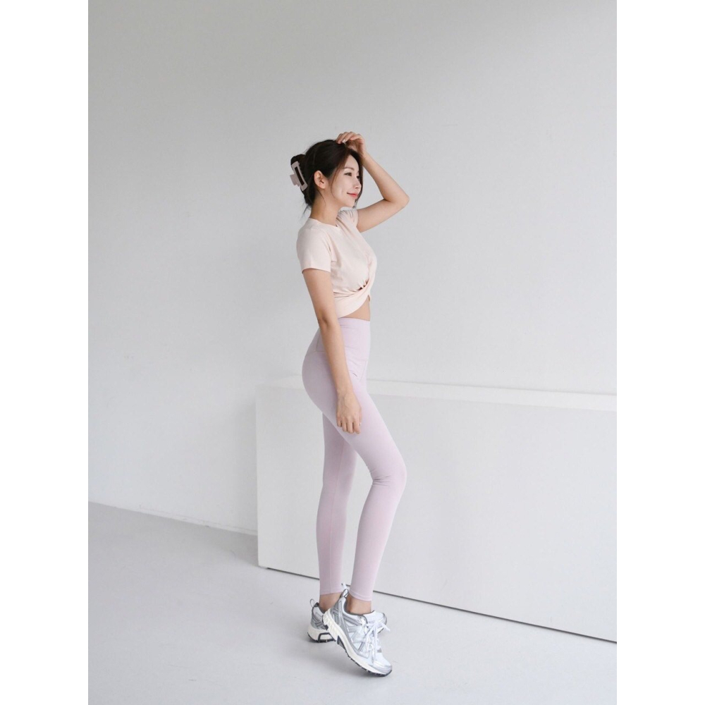 VENUSY｜ 韓國歐逆實穿♥︎ 瑜珈健身短版全棉剪裁上衣 韓國女裝-細節圖4