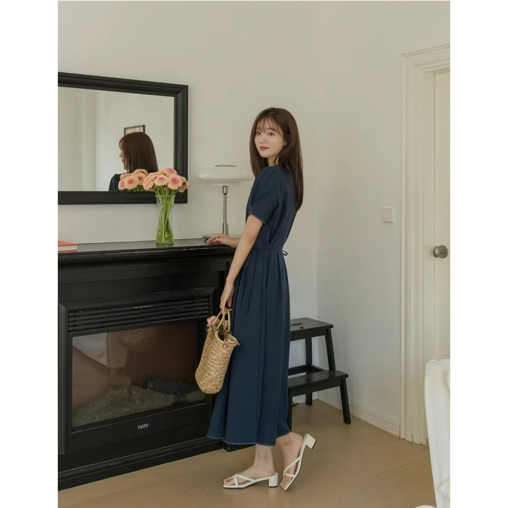 VENUSY｜ 韓國女裝｜長方領褶皺洋裝 韓國洋裝 日常婚禮賓客皆宜-細節圖4