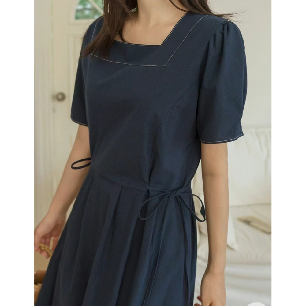 VENUSY｜ 韓國女裝｜長方領褶皺洋裝 韓國洋裝 日常婚禮賓客皆宜-細節圖5