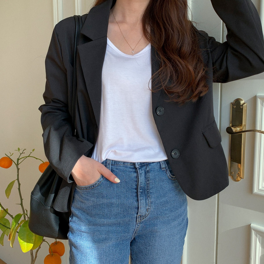 VENUSY｜ 韓國女裝｜V領休閒T恤 韓國T恤-細節圖9