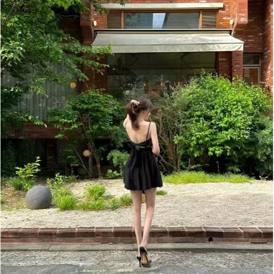 VENUSY｜ 🅗🅞🅣 韓國女裝｜蝴蝶結無袖小洋裝 韓國洋裝 約會 閨密聚會皆適宜-細節圖7