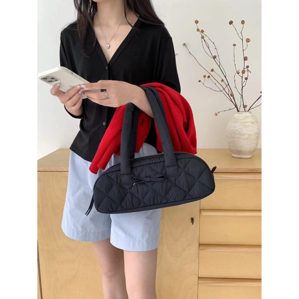 VENUSY｜ 韓國女裝｜側背雲朵扁扁包-細節圖8