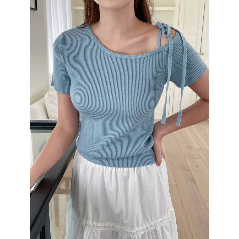 VENUSY｜ 韓國女裝｜修身蝴蝶結絲帶短袖針織上衣 休閒-細節圖4