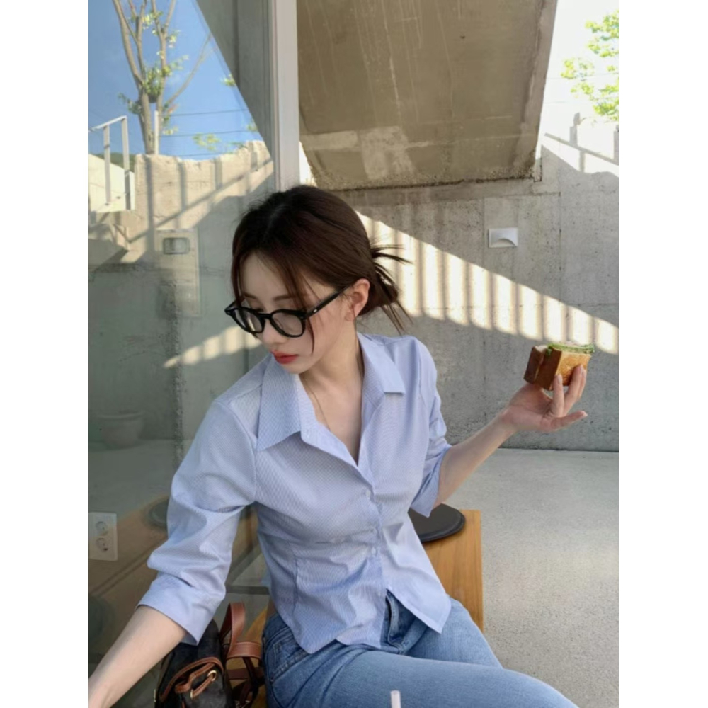 VENUSY｜ 韓國女裝｜長袖線條設計感襯衫 韓國襯衫 顯瘦襯衫 韓國襯衫-細節圖2