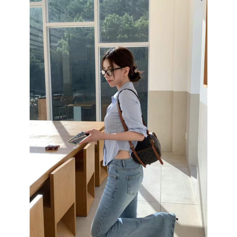 VENUSY｜ 韓國女裝｜長袖線條設計感襯衫 韓國襯衫 顯瘦襯衫 韓國襯衫-細節圖4