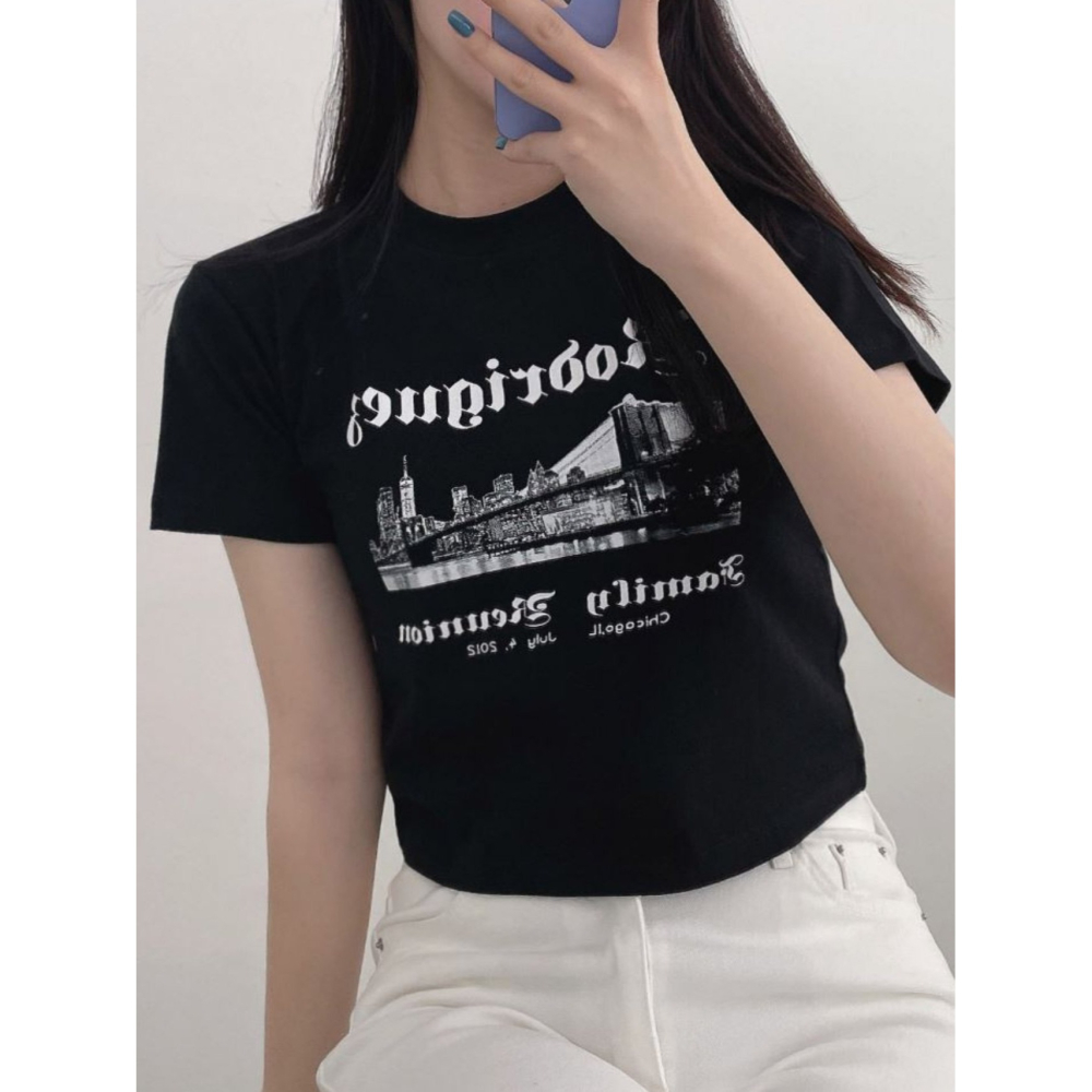 VENUSY｜ 韓國女裝｜芝加哥短版純棉T恤 韓國T恤 黑白-細節圖3