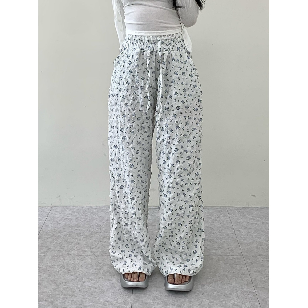 VENUSY｜ 韓國女裝｜小碎花皺紋拖地長褲-細節圖5