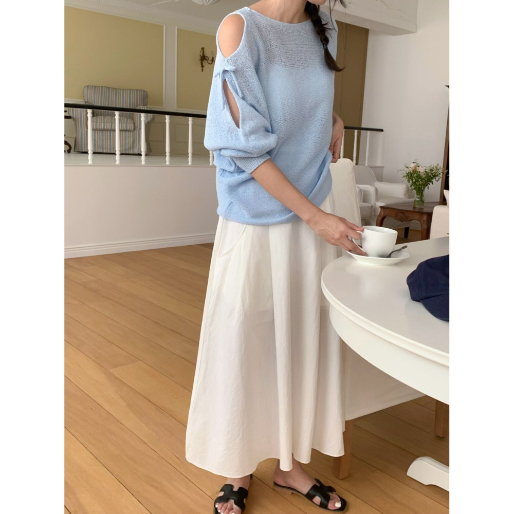 VENUSY｜ 韓國女裝｜雙肩挖洞絲帶針織上衣-細節圖4