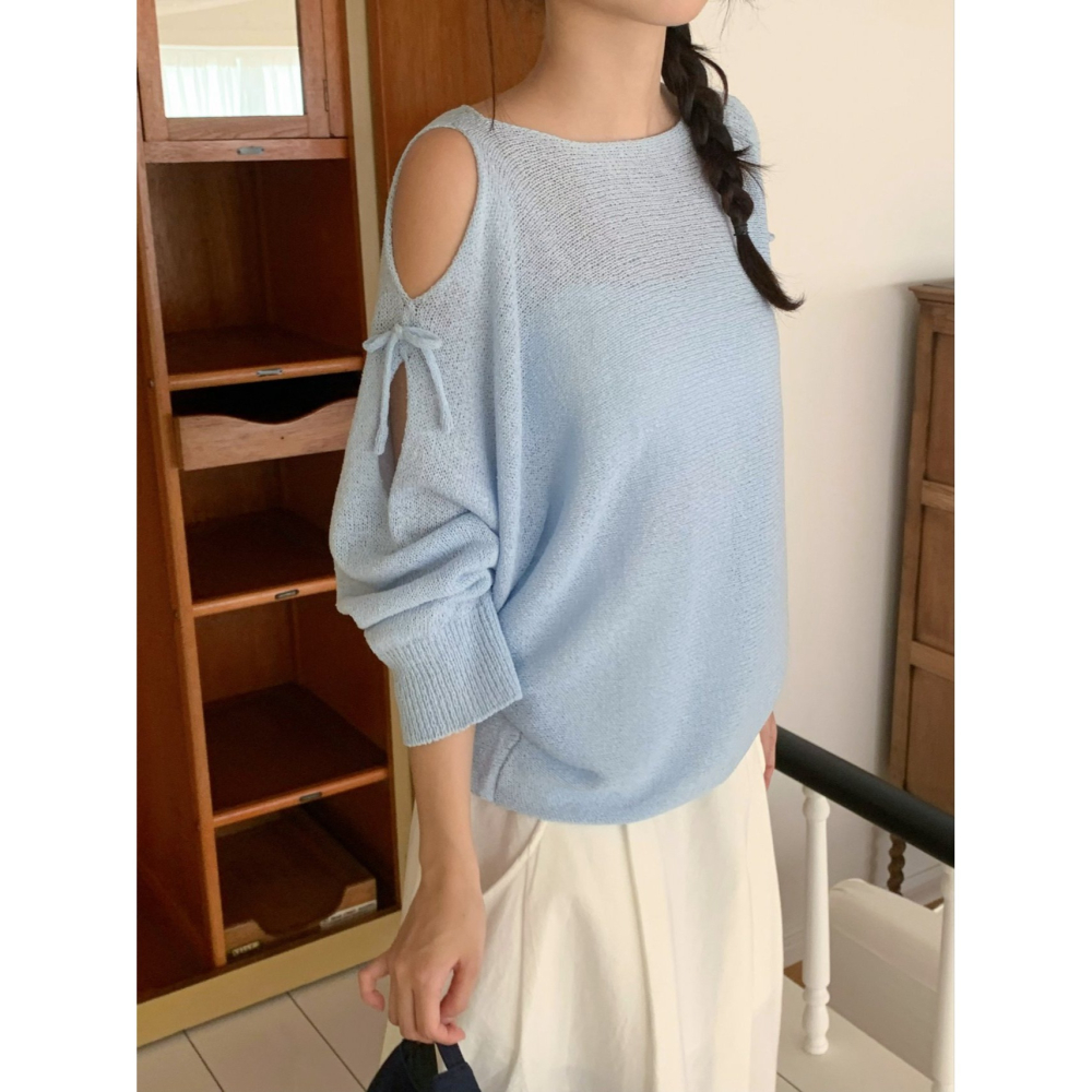 VENUSY｜ 韓國女裝｜雙肩挖洞絲帶針織上衣-細節圖7