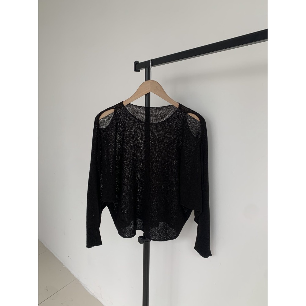 VENUSY｜ 韓國女裝｜雙肩挖洞絲帶針織上衣-規格圖8