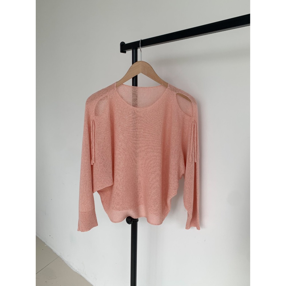 VENUSY｜ 韓國女裝｜雙肩挖洞絲帶針織上衣-規格圖8