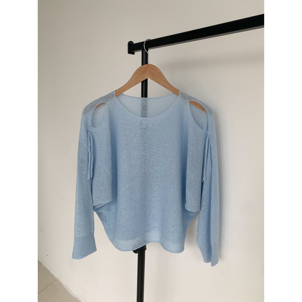 VENUSY｜ 韓國女裝｜雙肩挖洞絲帶針織上衣-規格圖8