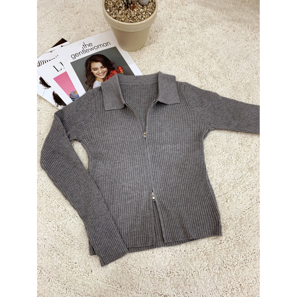 VENUSY｜ 韓國女裝｜骨領拉鍊修身針織外套 針織上衣-細節圖10