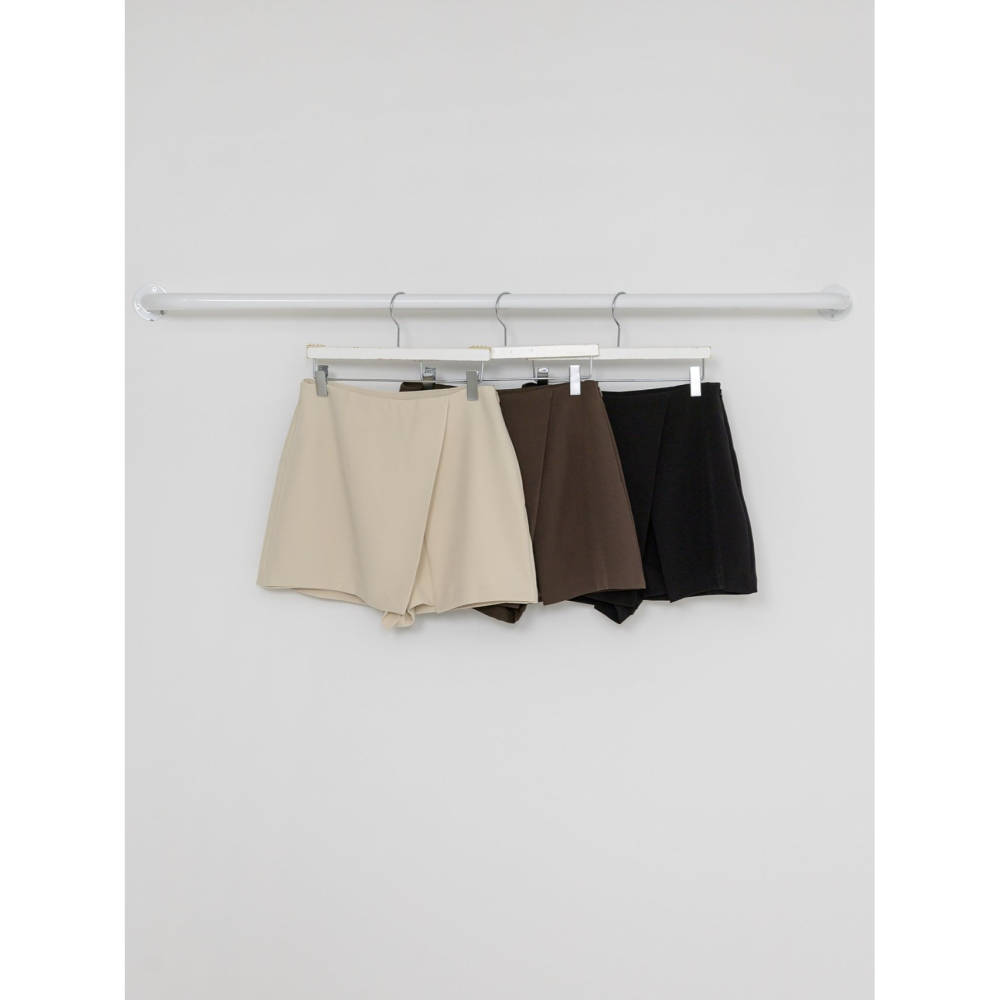 VENUSY｜ 韓國女裝｜高質感斜片褲裙 短裙 短褲-細節圖9