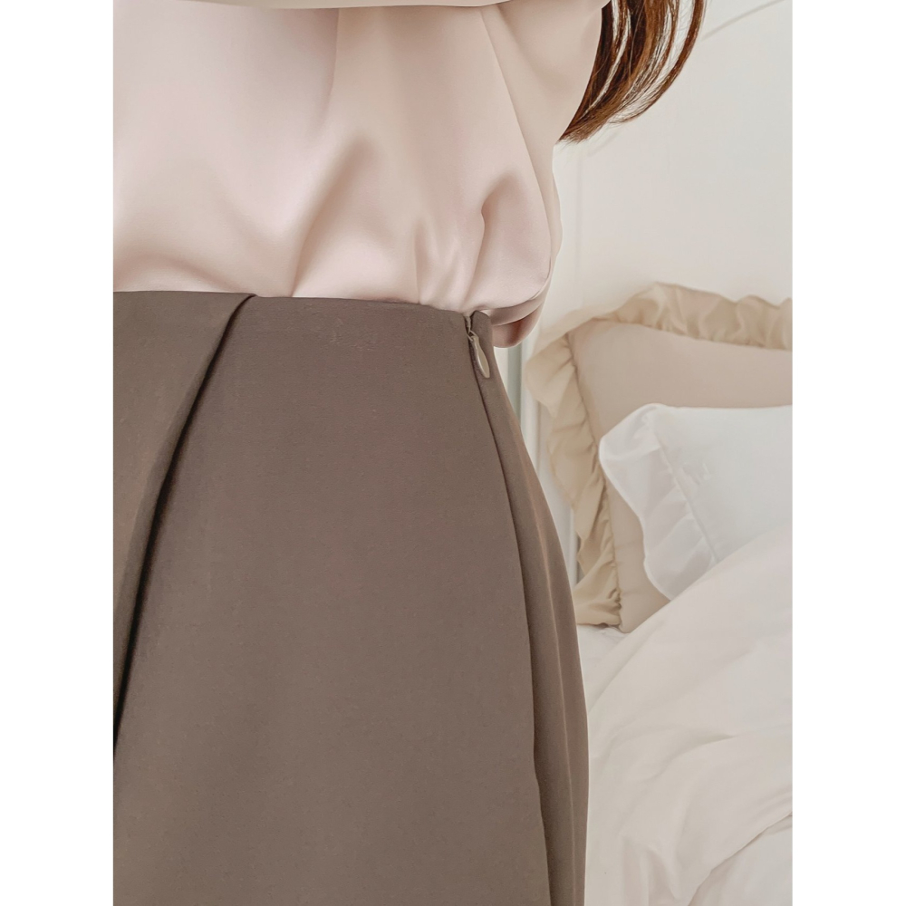 VENUSY｜ 韓國女裝｜高質感斜片褲裙 短裙 短褲-細節圖11