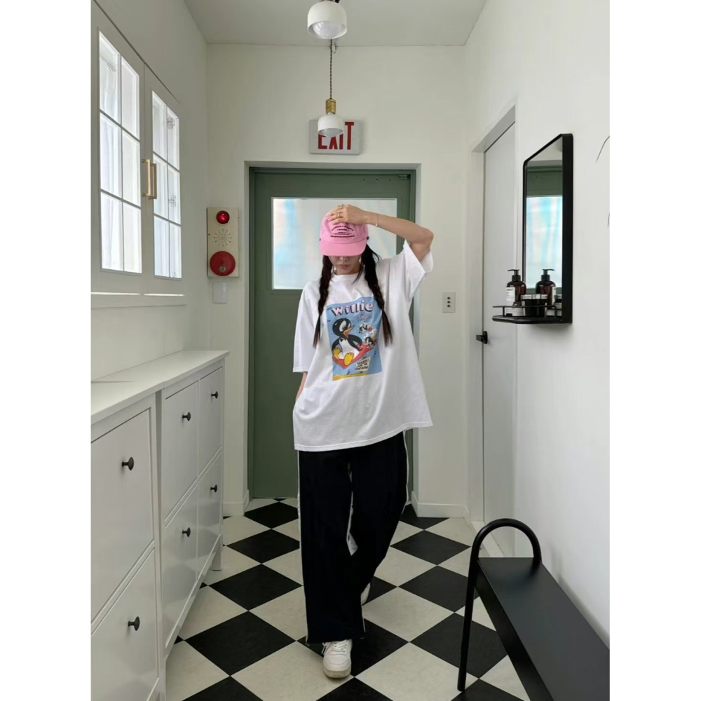 VENUSY｜ 韓國女裝｜落肩寬鬆Penguin純棉短袖T恤 韓國T恤 街舞 Jazz-細節圖2