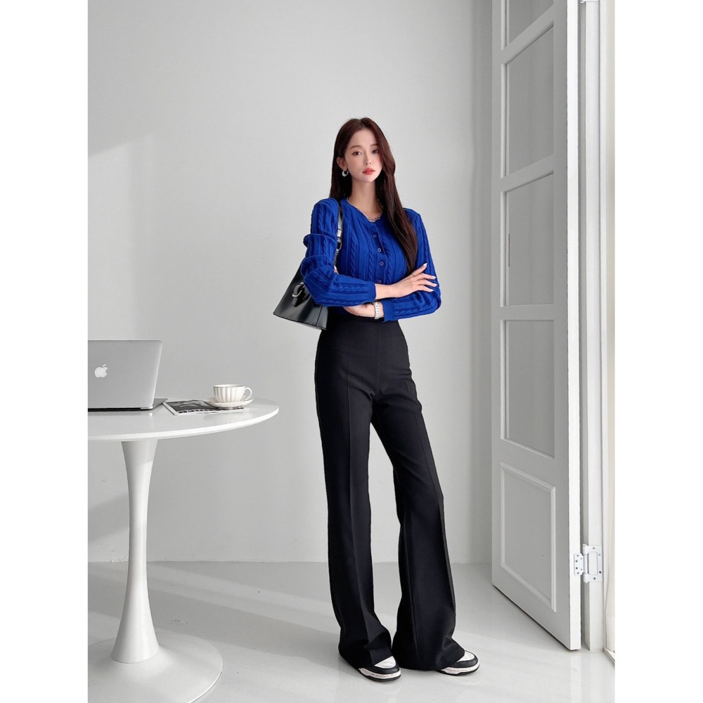 ［現貨］VENUSY｜ 韓國女裝｜微喇叭修身西裝褲-細節圖7