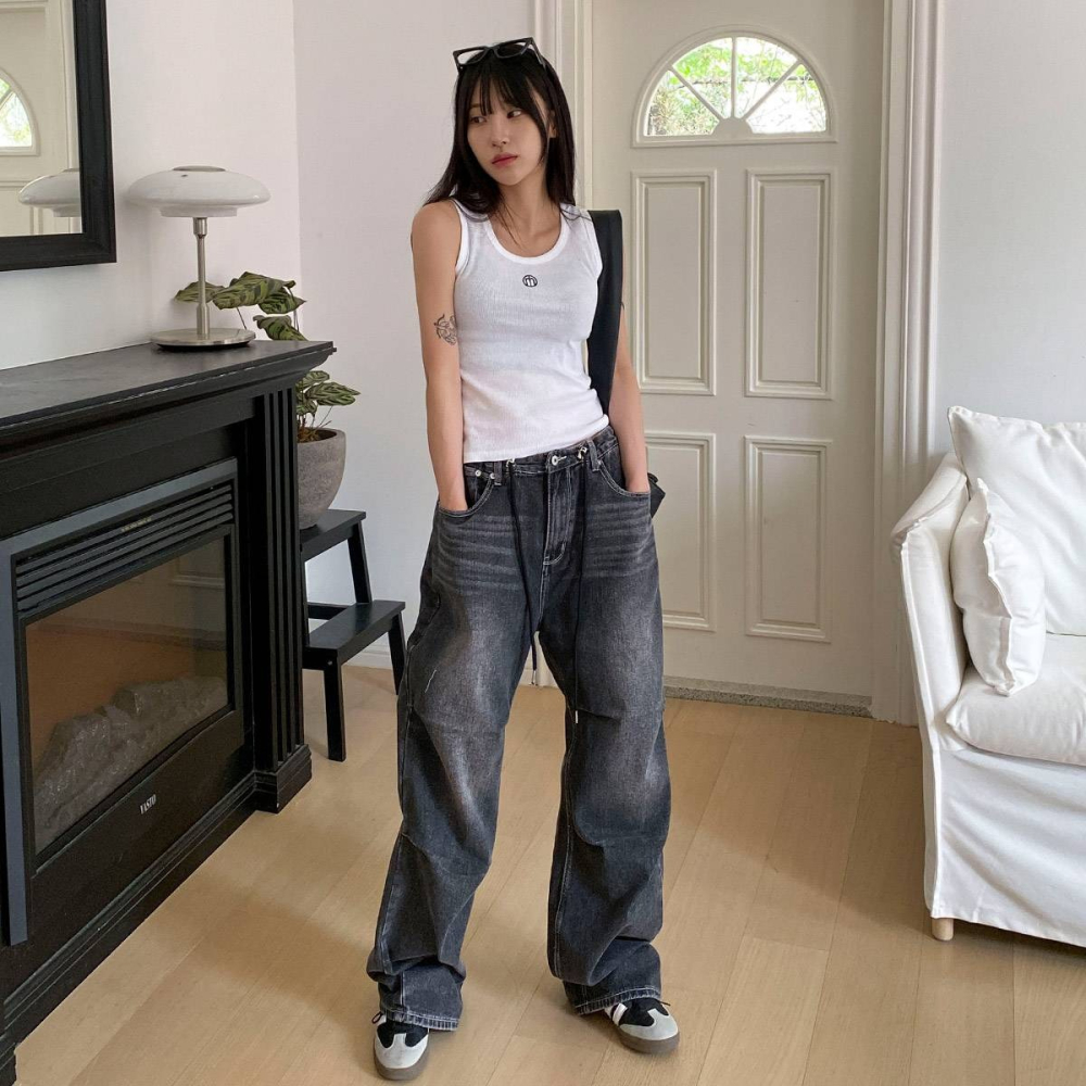 VENUSY｜ 韓國女裝｜純棉刺繡羅紋背心-細節圖3