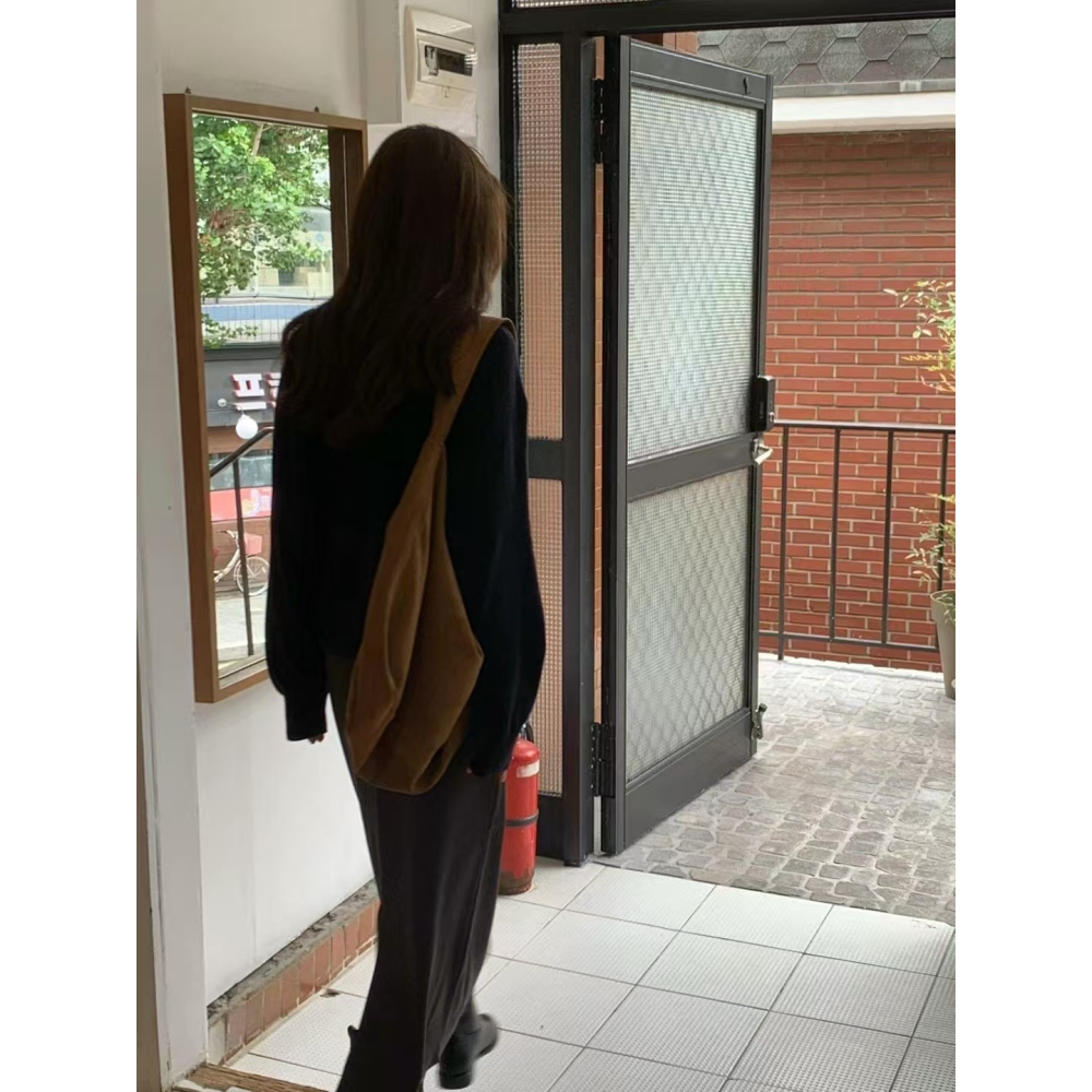 VENUSY｜ 新品☺ 韓國女裝｜秋冬麂皮側背大包-細節圖6