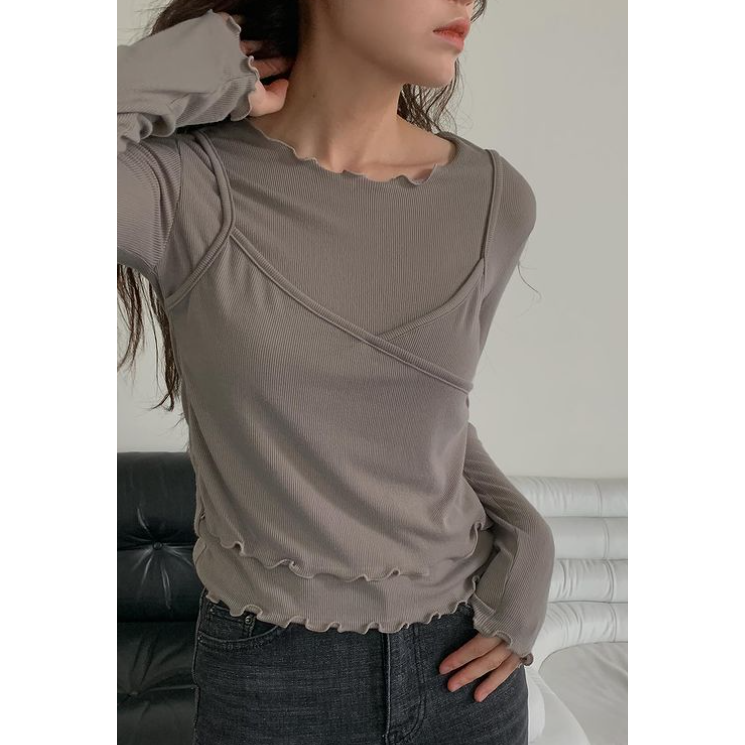 VENUSY｜ 韓國女裝｜質感吊帶疊搭上衣 假兩件疊搭上衣-細節圖7
