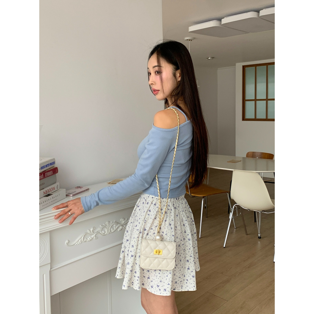 VENUSY｜ 4色☻ 韓國女裝｜純色露肩剪裁T恤 韓國T恤 綁繩長袖上衣-細節圖5