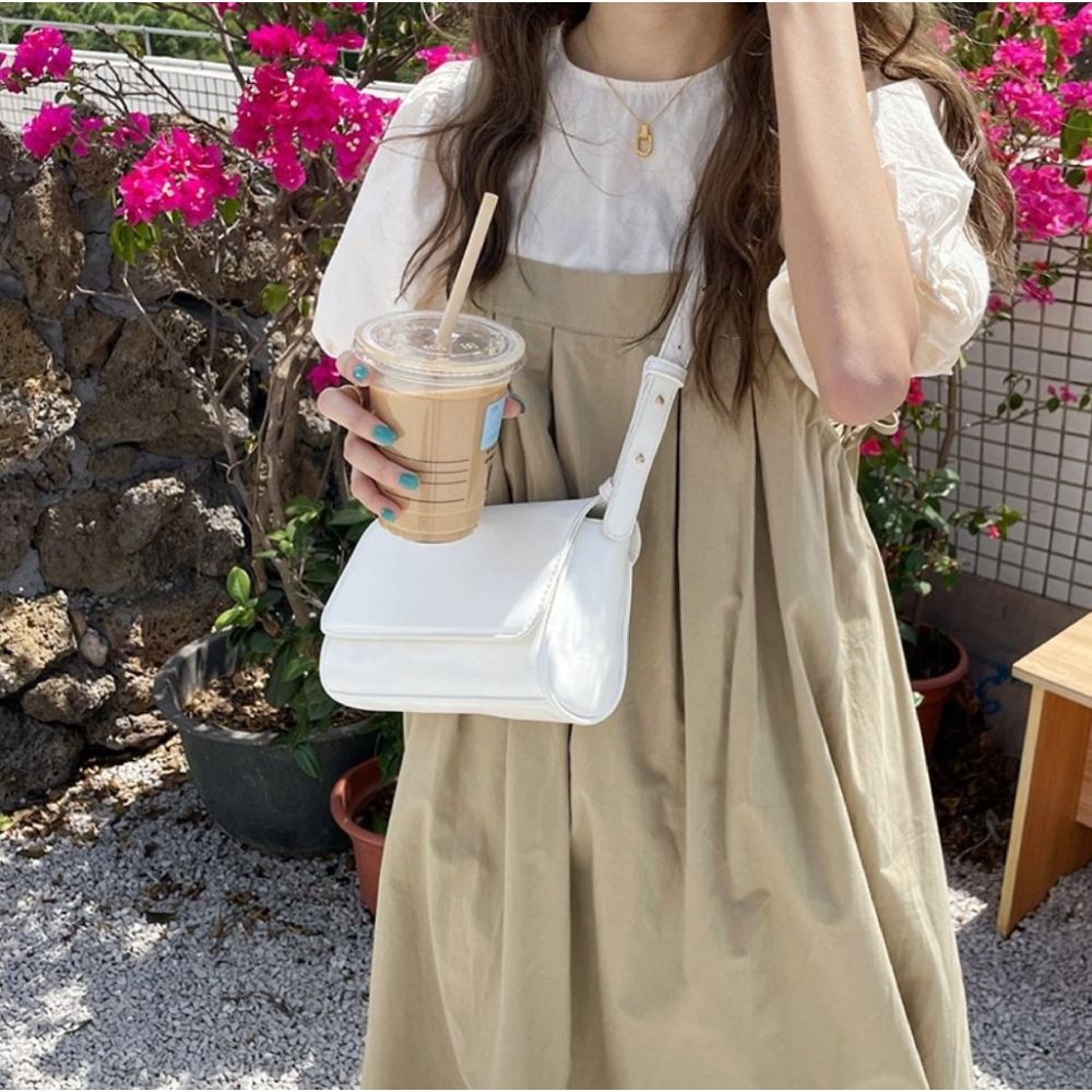 VENUSY｜ 韓國女裝｜皮革長方肩背包 側背包 長度可調-細節圖7