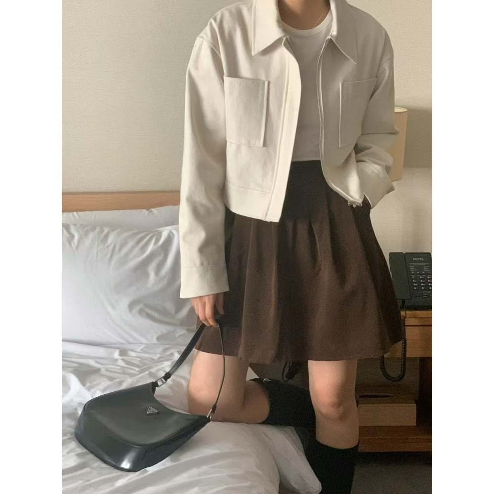 VENUSY｜ 簡單俐落☻ 韓國女裝｜純棉雙口袋短版夾克 俐落短版外套-細節圖3