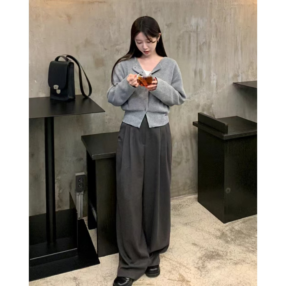 VENUSY｜ 羊毛高質感✓ 韓國女裝｜羊毛純色小外套 保暖開襟衫-細節圖3