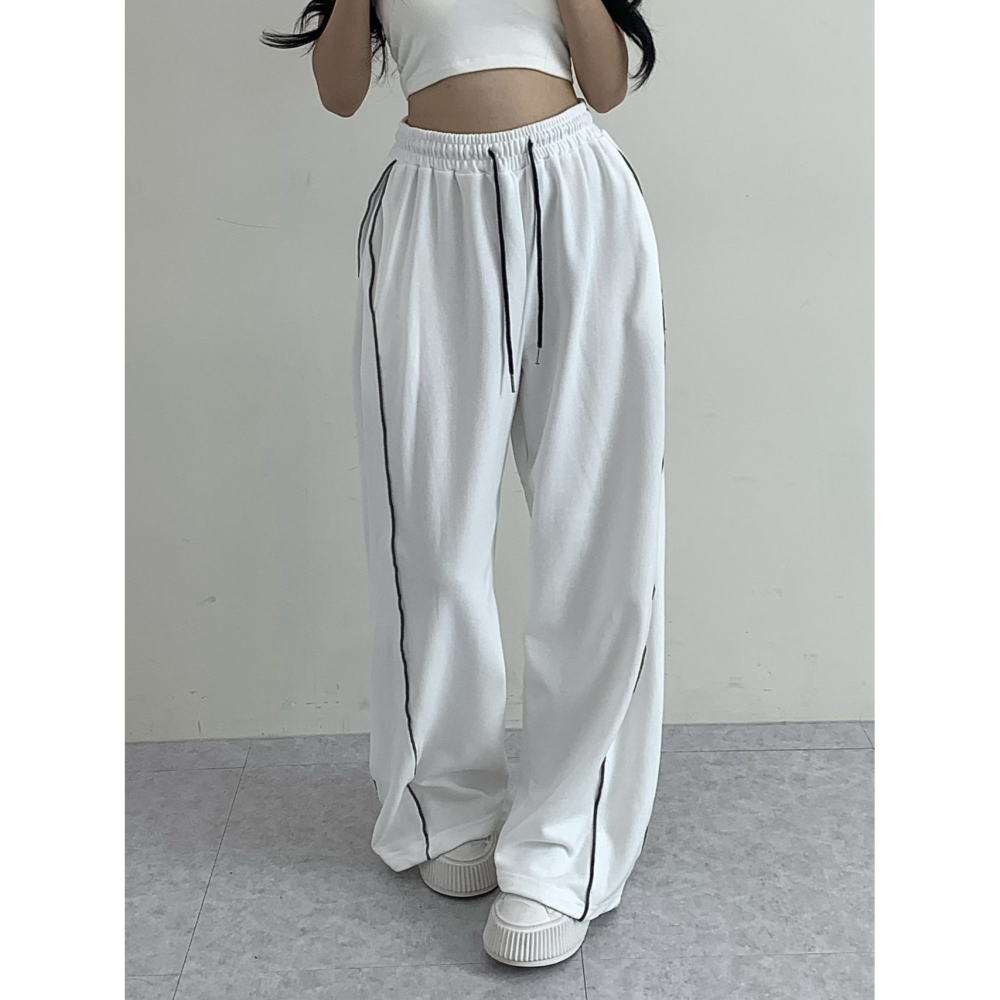 VENUSY｜ 韓國女裝｜純棉線條寬鬆運動長褲 跳舞神褲-細節圖2