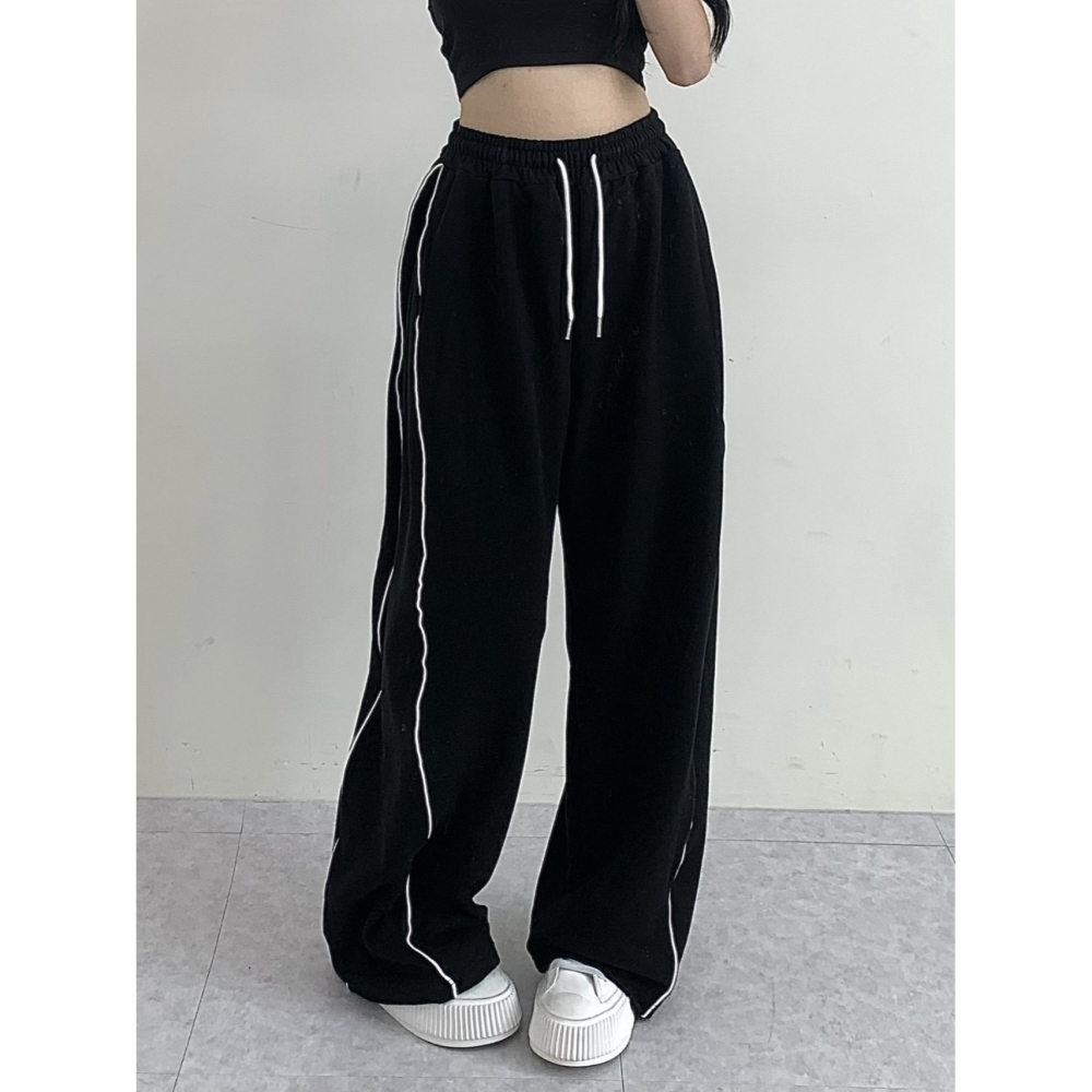VENUSY｜ 韓國女裝｜純棉線條寬鬆運動長褲 跳舞神褲-細節圖10