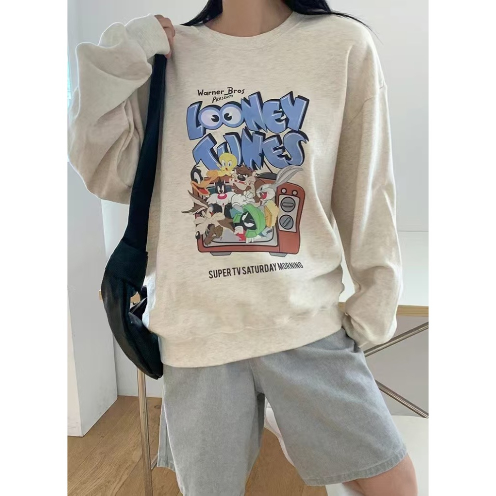 VENUSY｜ 迪士尼正版✔ 韓國女裝｜純棉Looney Tunes大學T-細節圖6
