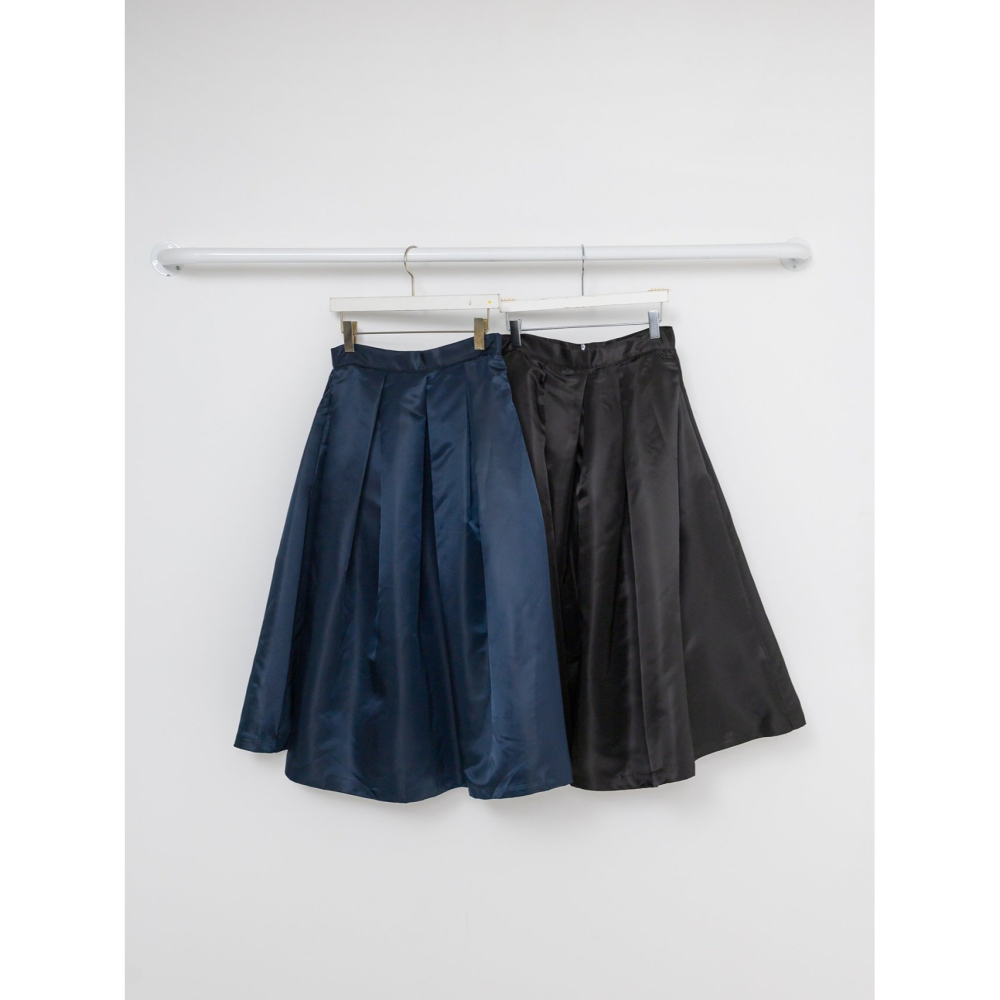 VENUSY｜ 韓國女裝｜赫本款寬褶圓弧禮裙 婚禮造型-細節圖8