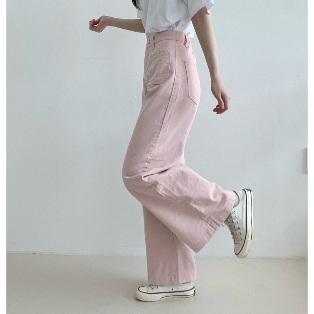[現貨 24H] VENUSY｜ 韓國女裝｜棉質直筒口袋牛仔褲 韓國牛仔褲 淺粉紅牛仔褲-細節圖2