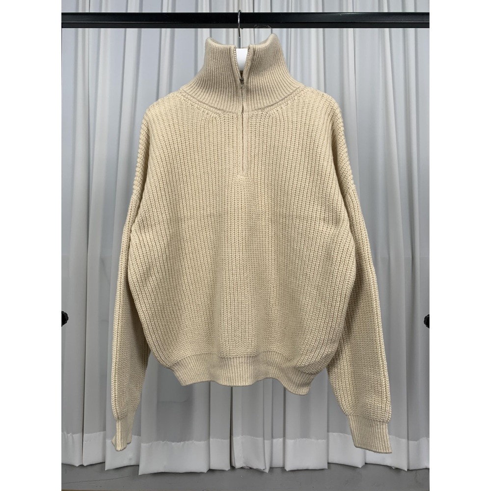 VENUSY｜ 帥氣俐落✔ 韓國女裝｜高領落肩慵懶針織上衣-規格圖10