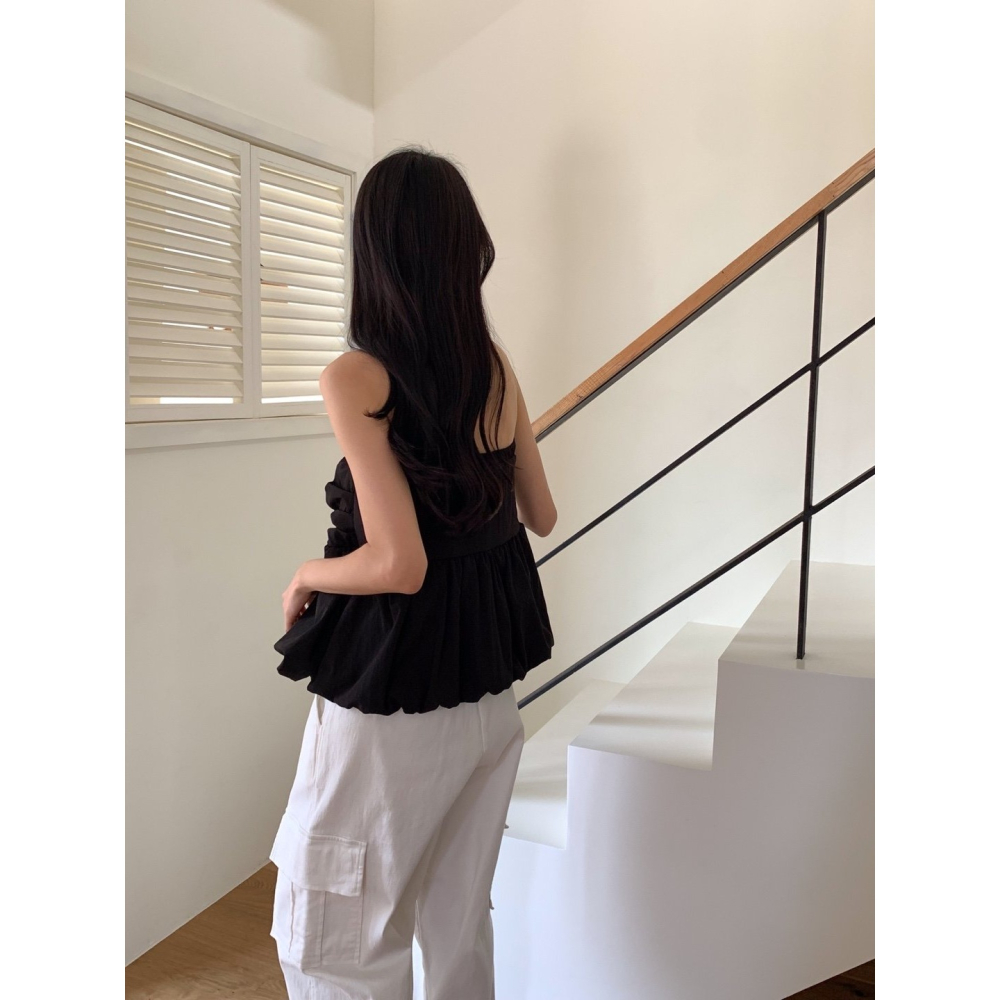 [換季優惠 售完斷貨] VENUSY｜ 甜美俏皮✔ 韓國女裝｜平口澎澎背心-細節圖9