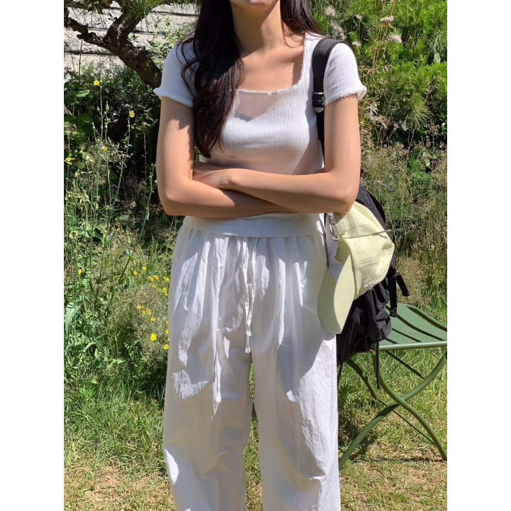 [換季優惠 售完斷貨] VENUSY｜ 韓國女裝｜蕾絲羅紋短袖T恤 韓國T恤-細節圖2