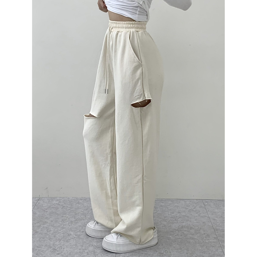 VENUSY｜ 韓國女裝｜純棉破洞設計運動長褲 爵士舞褲-細節圖10