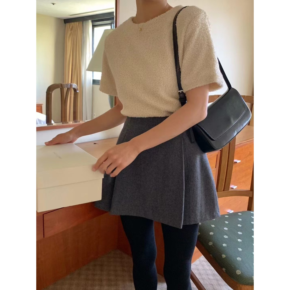 [限時限量感謝回饋] VENUSY｜正韓🇰🇷 - 韓國女裝｜小毛球短袖上衣-細節圖5