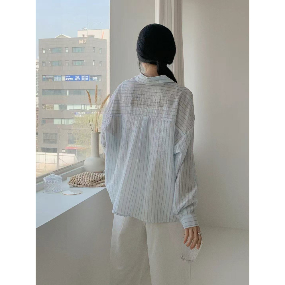 [現貨] VENUSY｜正韓🇰🇷 - 不皺襯衫 韓國襯衫✔ 韓國女裝｜透視落肩涼感條紋襯衫 韓國襯衫-細節圖4