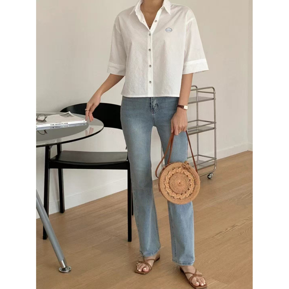 [現貨+預購] VENUSY｜正韓🇰🇷 - 不易皺✓ 韓國女裝｜刺繡七分袖條紋半短版襯衫 韓國襯衫-細節圖2