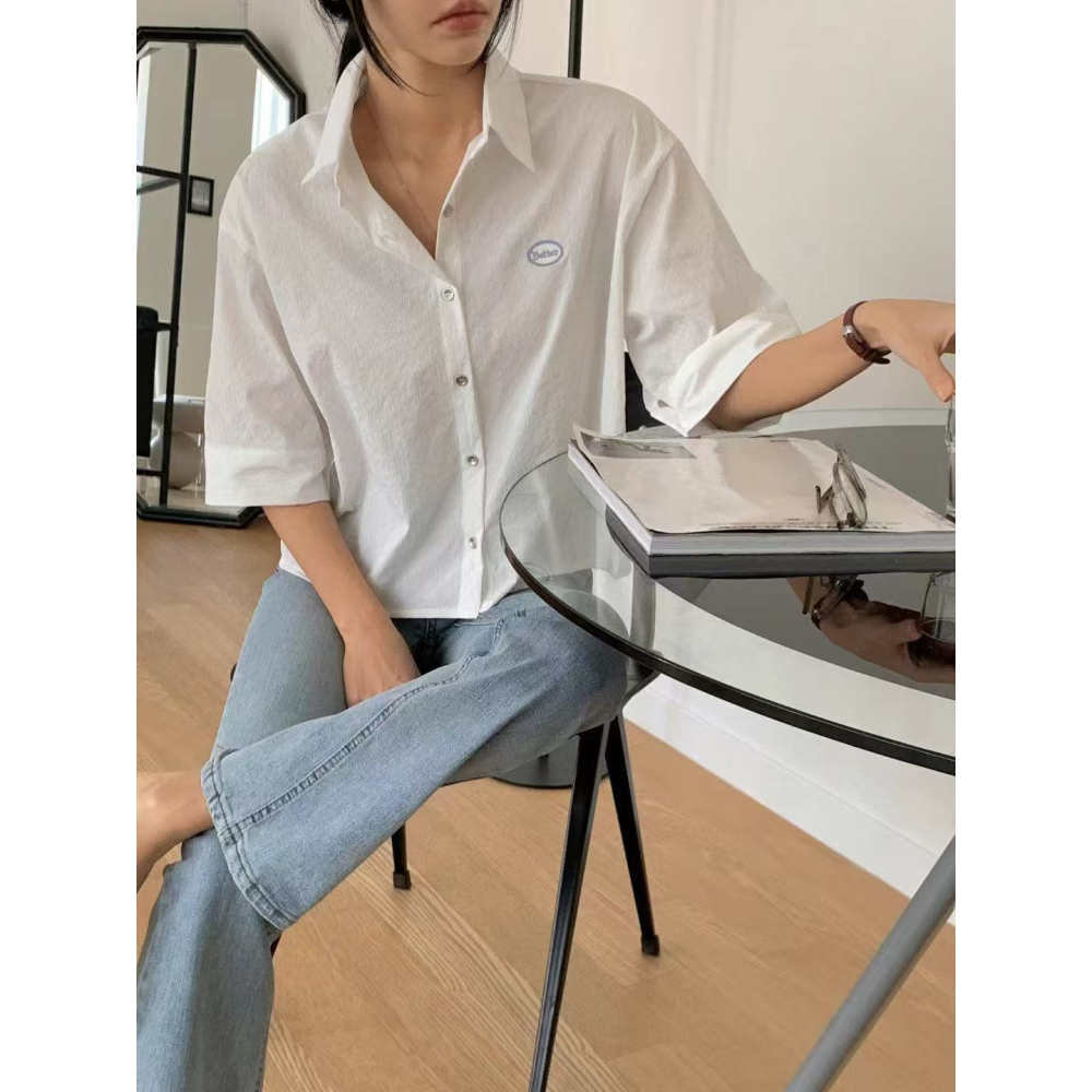[現貨+預購] VENUSY｜正韓🇰🇷 - 不易皺✓ 韓國女裝｜刺繡七分袖條紋半短版襯衫 韓國襯衫-細節圖4