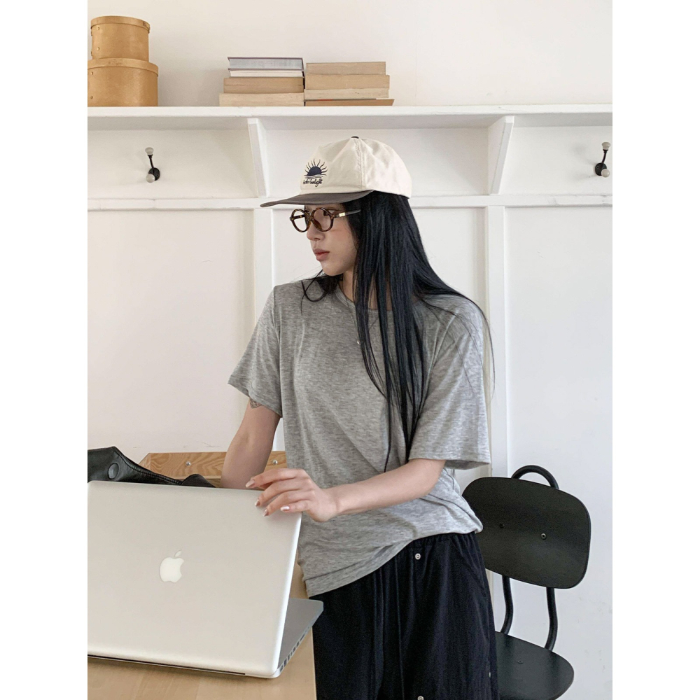 VENUSY｜正韓🇰🇷 - 韓國女裝｜基本款寬鬆純色T恤 韓國T恤-細節圖3