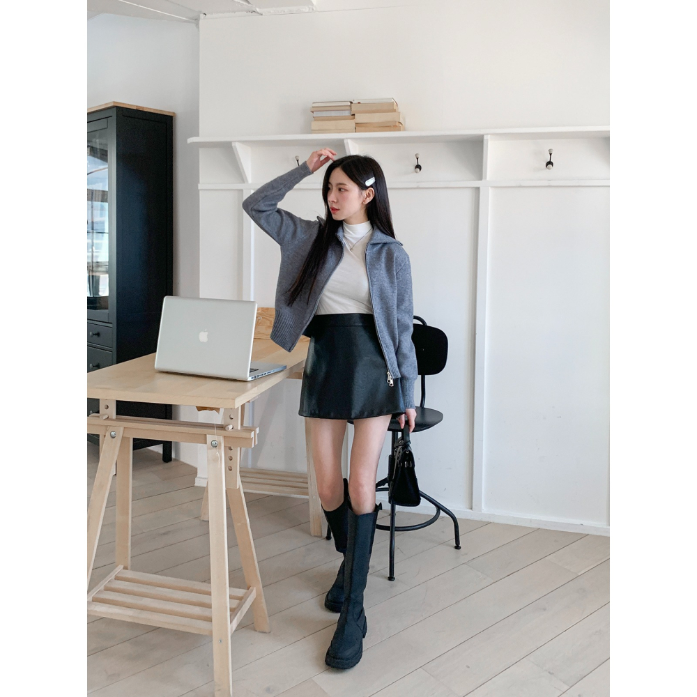 [現貨+預購] VENUSY｜正韓🇰🇷 - 親膚保暖✔ 韓國女裝｜冬季長袖中領上衣-細節圖10