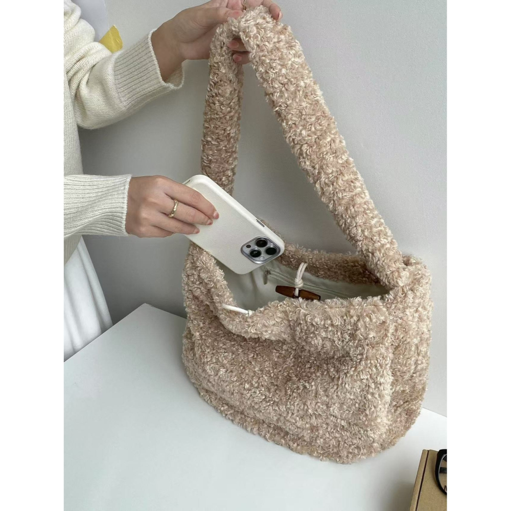 VENUSY｜正韓🇰🇷 - 秋冬新品☃ 韓國女裝｜絨毛單肩包 手提 側背-細節圖3