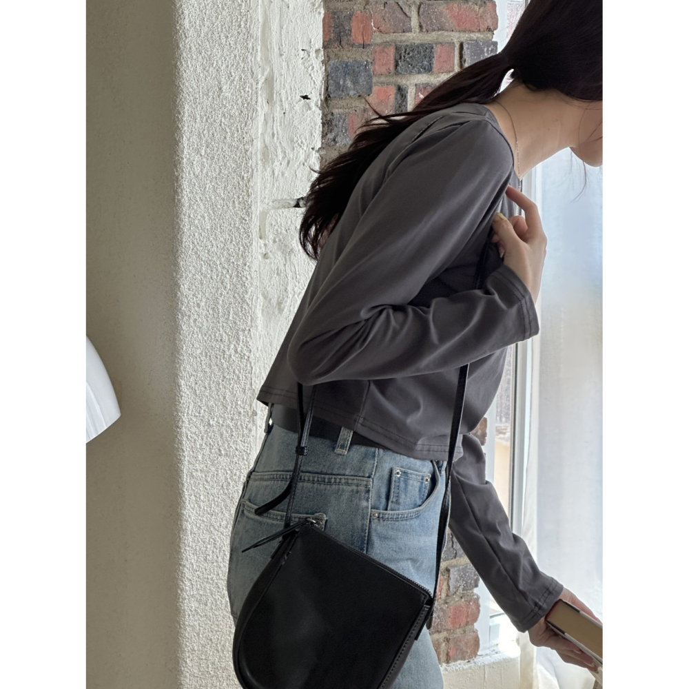 [現貨+預購] VENUSY｜正韓🇰🇷 - 優質𝟗𝟓%棉❆ 韓國女裝｜棉質短版長袖T恤 韓國T恤-細節圖8