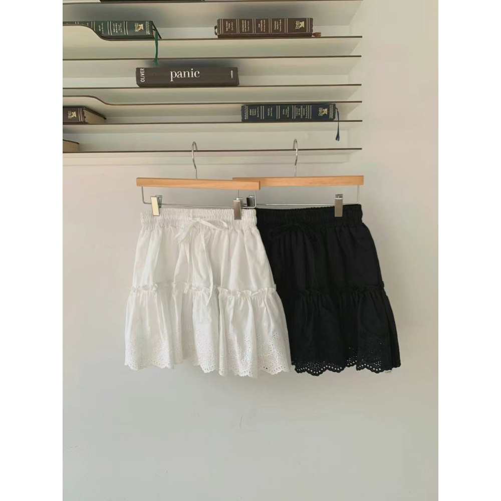 VENUSY｜正韓🇰🇷 - 小清新感❀ 韓國女裝｜純棉蕾絲鏤空褶皺短裙-細節圖9