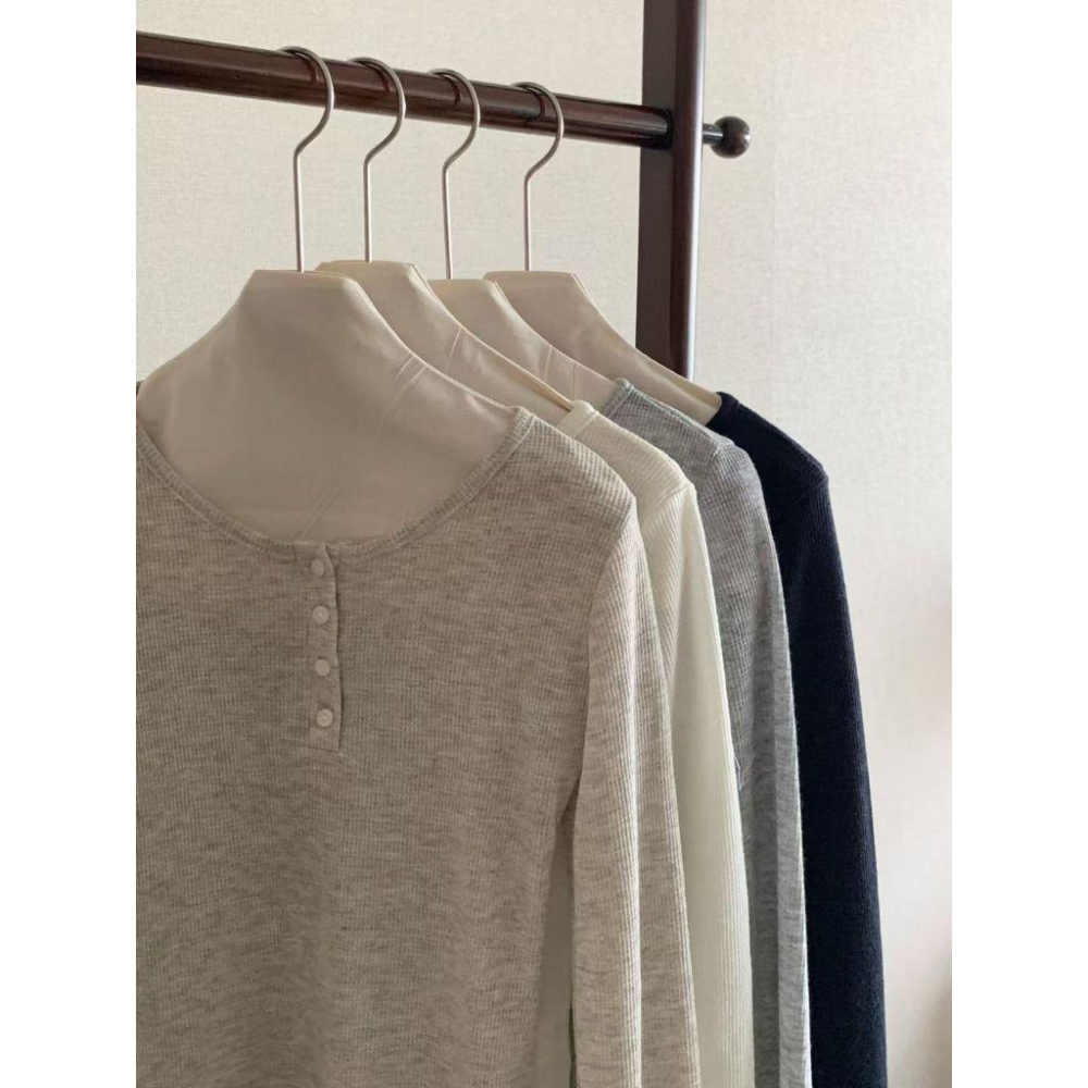 【羊毛親膚】ᴠɴ｜正韓🇰🇷 - 韓國女裝｜羊毛鈕扣長袖T恤 韓國T恤-細節圖8