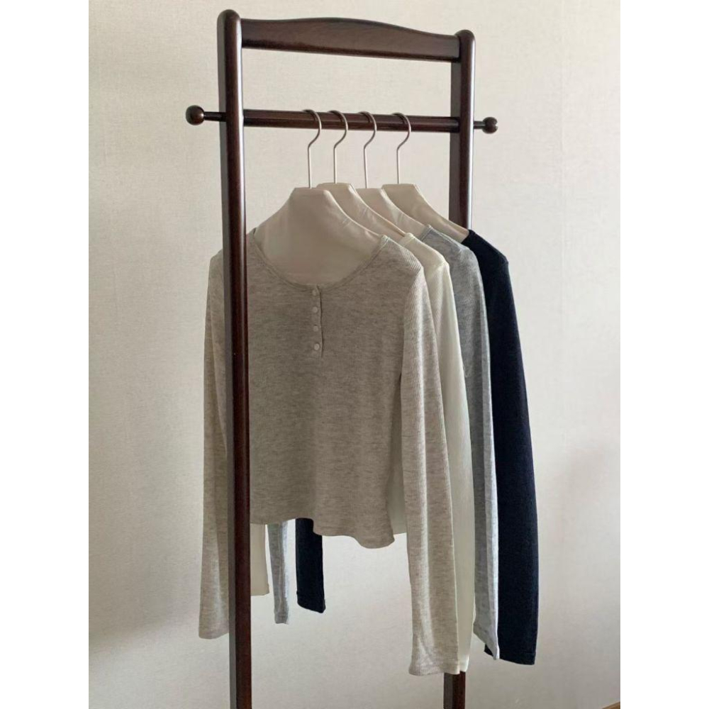 【羊毛親膚】ᴠɴ｜正韓🇰🇷 - 韓國女裝｜羊毛鈕扣長袖T恤 韓國T恤-細節圖9