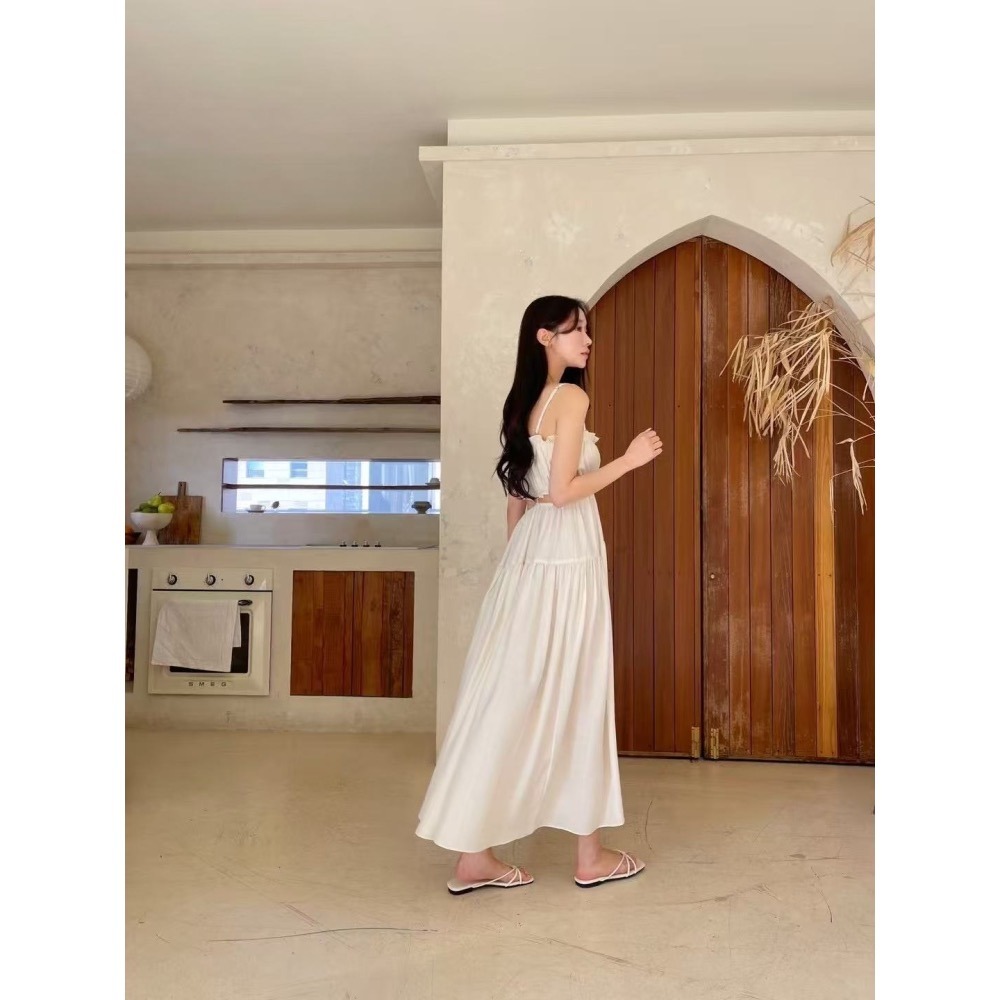 現貨 24H 【韓國超熱銷】極美長洋裝 韓國洋裝♕．𝓥𝓝｜正韓🇰🇷 - 韓國女裝｜La Fez 細肩帶長洋裝 韓國洋裝-細節圖3