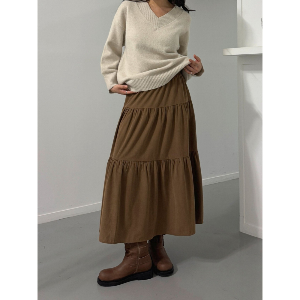 【秋冬質感】溫柔層次感．ᴠɴ｜正韓🇰🇷 - 韓國女裝｜燈芯絨蛋糕長裙-細節圖7